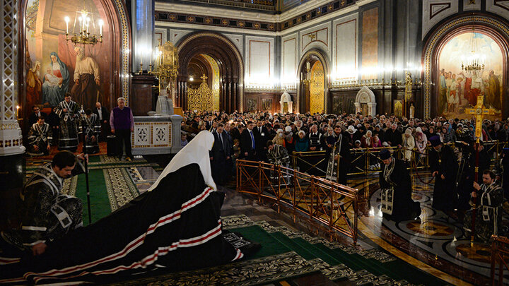 Вечерня с чином прощения в Храме Христа Спасителя. Фото: С. Власов, patriarchia.ru