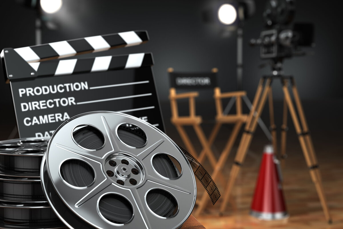  Недавно мне удосужилось посмотреть мини-сериал "Чернобыль" от HBO. И я хочу сказать, что мой мир будто перевернулся. Такая точность, корректность и аккуратность просто потрясает. Не зря можно увидеть такие большие рейтинги, да что уж говорить всеми известный сериал "Игра престолов" остался позади по просмотрам . А что вы думаете о данном сериале?? И в заключении хочется отдать должное создателям данного шедевра. Побольше бы такой искренности в наше время.