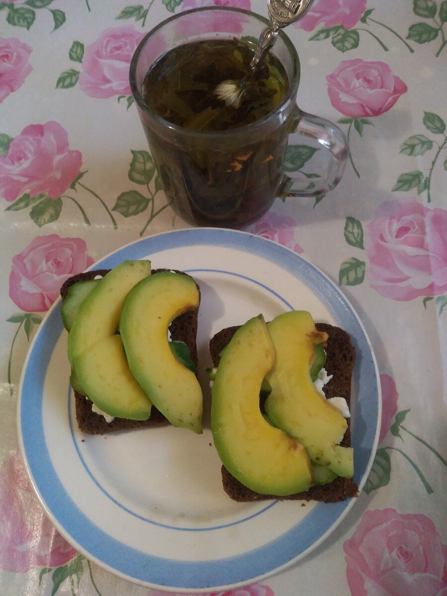 КБЖУ: 212/7,0/10,6/21,2