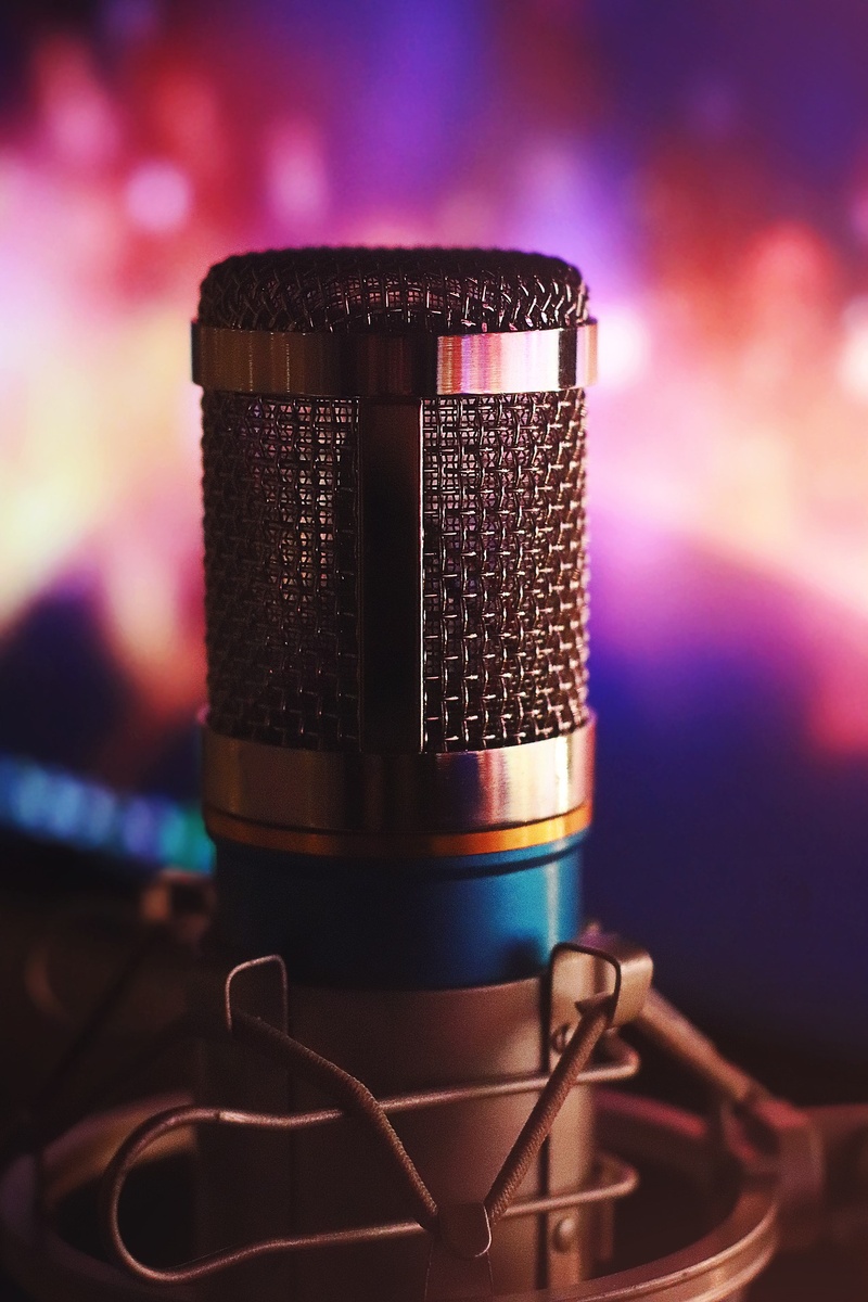https://pixabay.com/get/55e4d7434c51a514f6d1867dda6d367c1436dce25a556c4870287ad7924fc459bc/audio-3420639_1920.jpg