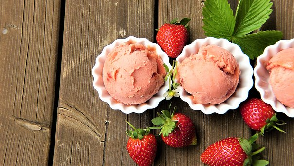 https://cdn.pixabay.com/photo/2017/04/18/15/10/strawberry-ice-cream-2239377__340.jpg