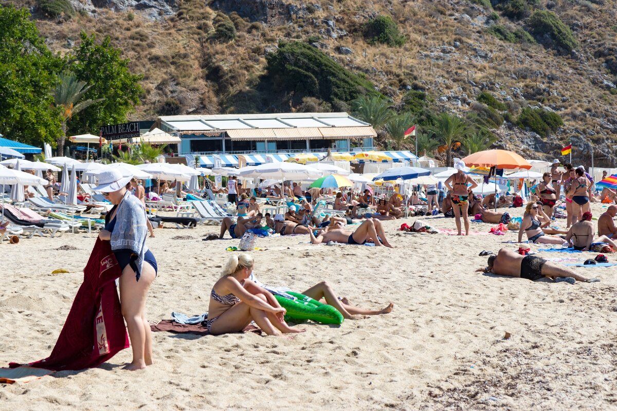 Как выглядит самый красивый пляж в Аланьи (пляж Клеопатры) в середине октября? Честный отзыв