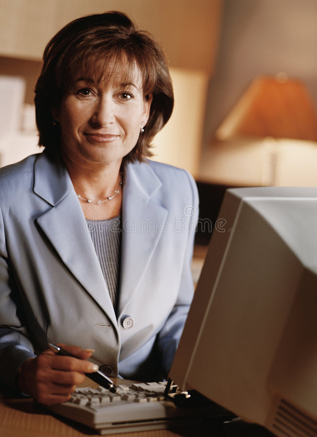  Надеюсь, вас встретят с таким благожелательным лицом)