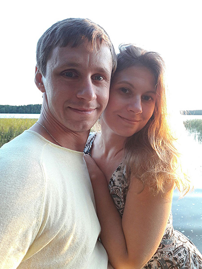 Стекольников с семьей. Стекольников жена. Стекольников жена. Стекольников жена. Стекольников с семьей.