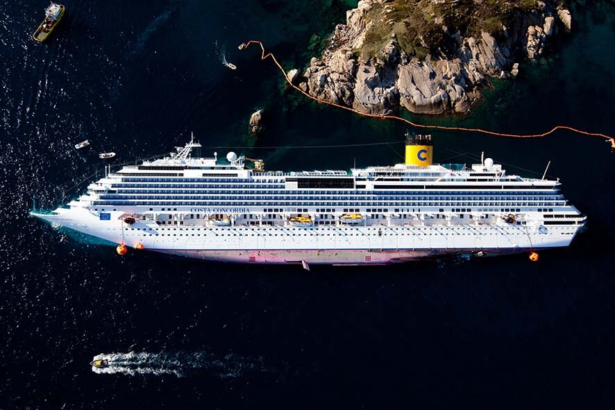 1. Лайнер"Costa Concordia"