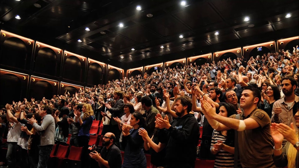 Аплодисменты