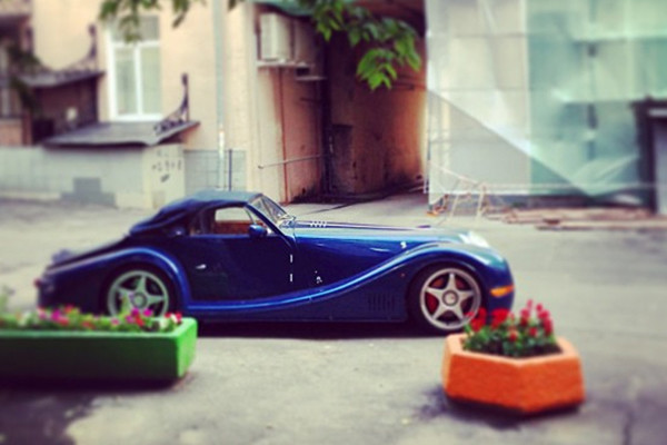 Morgan Aero 8  около 5 млн рублей