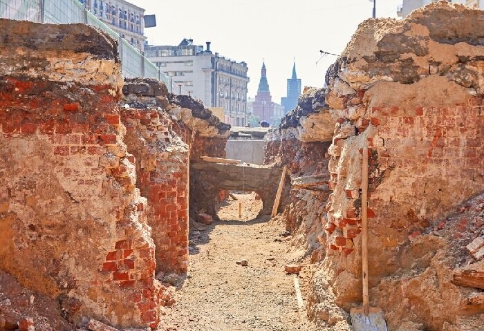 Фото Яндекс Картинки.  Раскопки на улицах Москвы