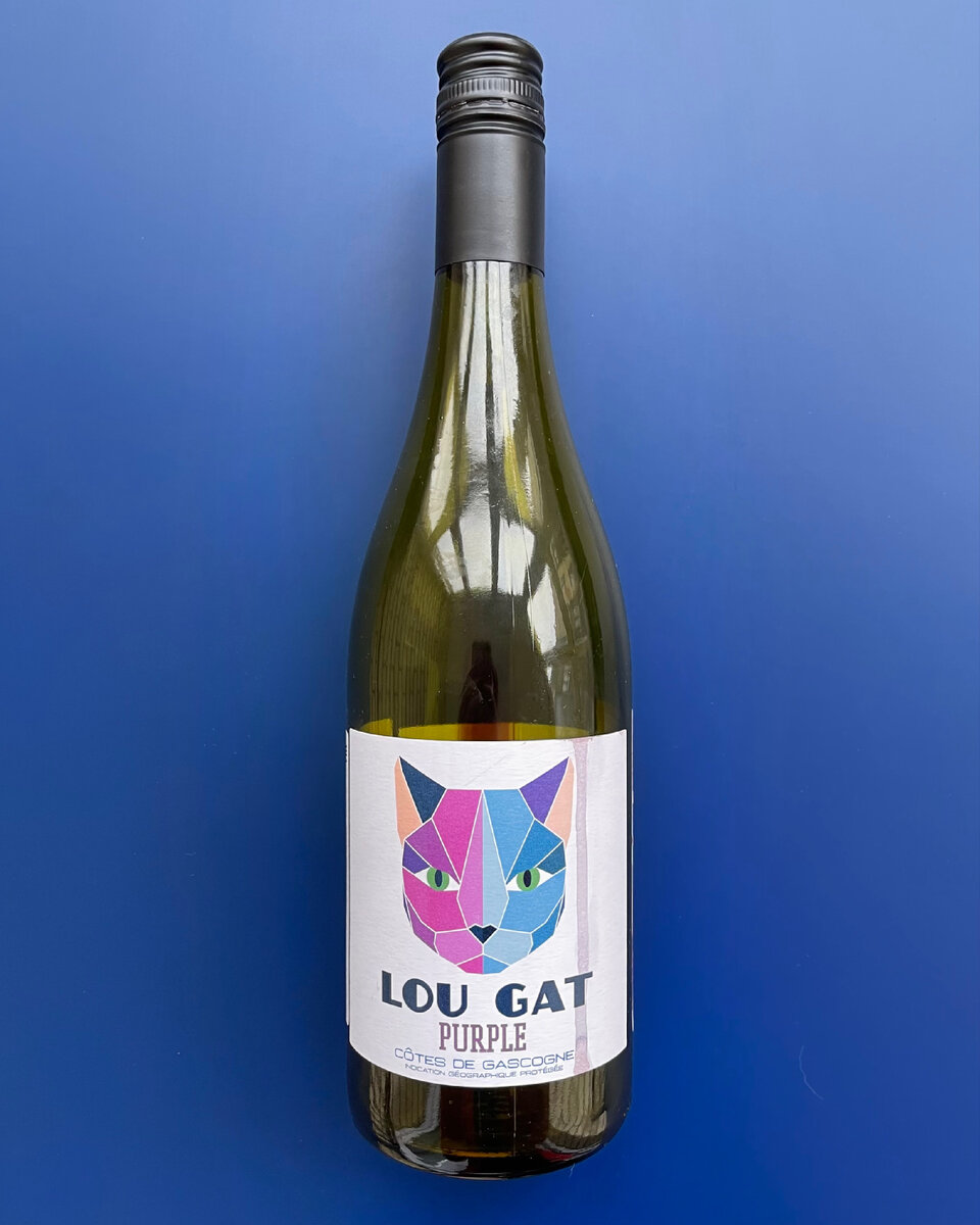СLou Gat Purple, IGP Cotes de Gascogne, 2020, красное сухое, 14% 😋 В выходные мы любим приготовить что-то вкусненькое и подобрать к блюду бутылочку вина.