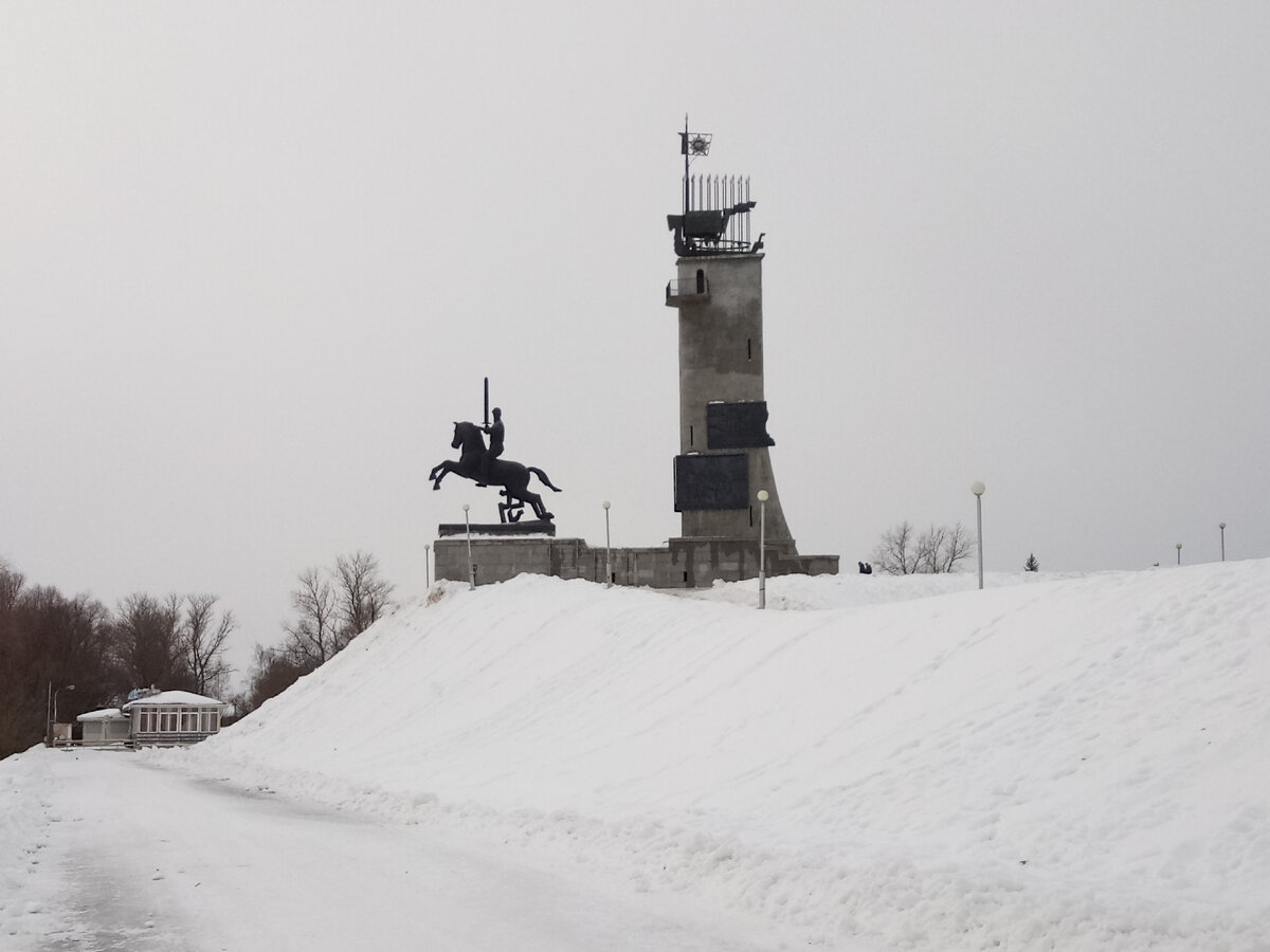 Авторское фото /г.Великий новгород монумент Победы/