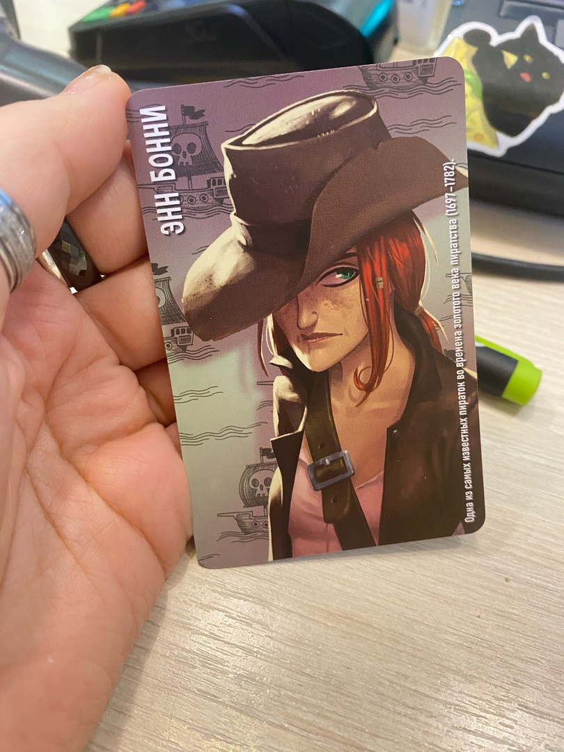 Вижу здесь Мисс Фортуну из Лиги Легенд, хоть убейте