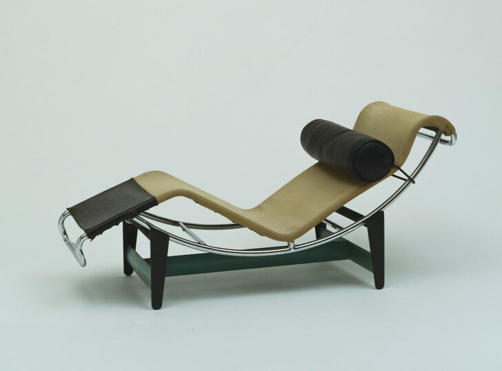 Шезлонг LC4, фабрика Thonet Frères, 1928.
