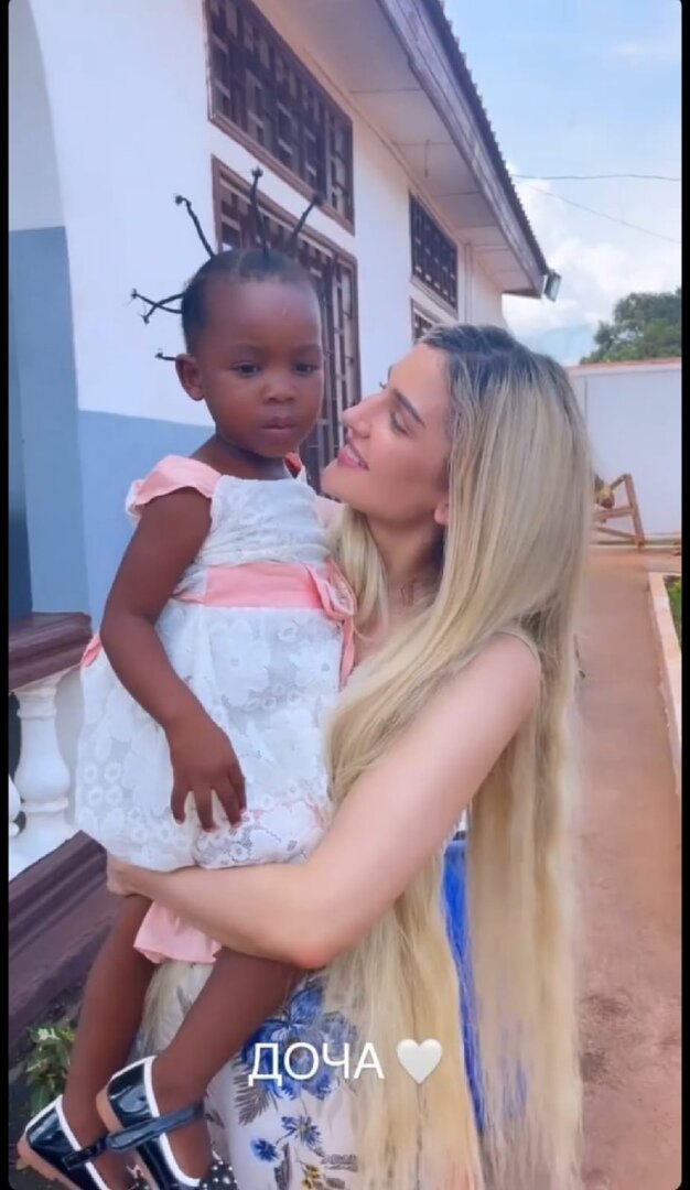 stories Дины Саевой