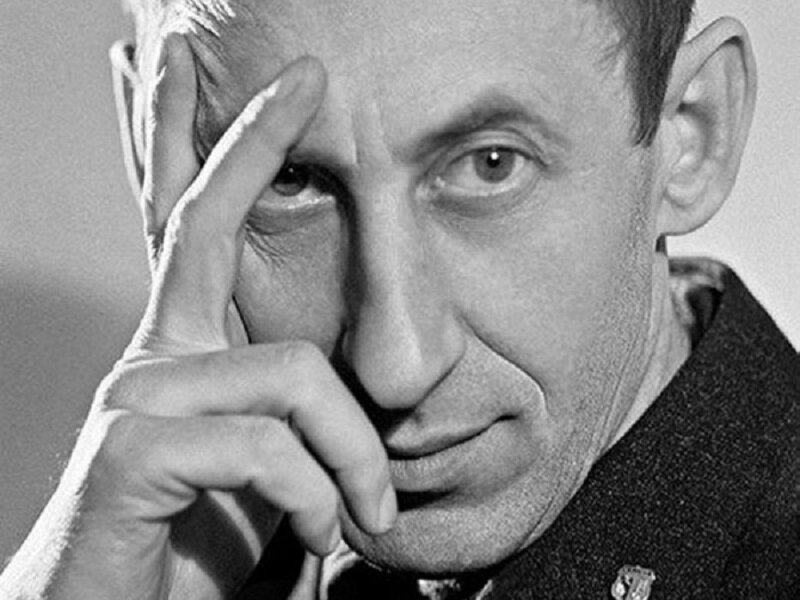 Владимир Басов