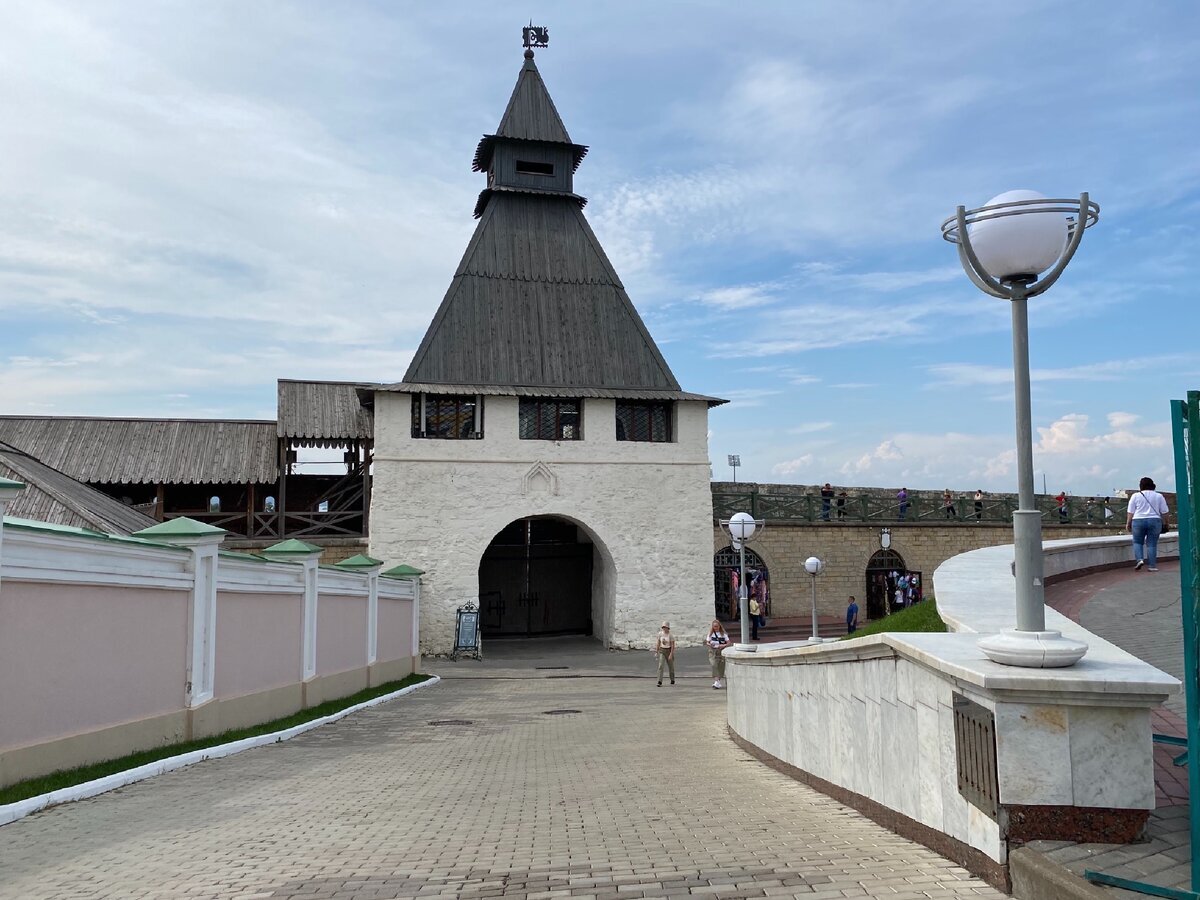 Кремль в Казани | История в 469 лет, самое старое здание в городе и обзор  всего интересного внутри | Manikol. Путешествия всей семьей | Дзен