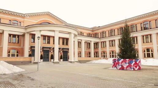 стадион на беговой улице раньше. химки 32. салон красоты цирюльник химки. школа 26 химки. школа 32 химки германа титова.