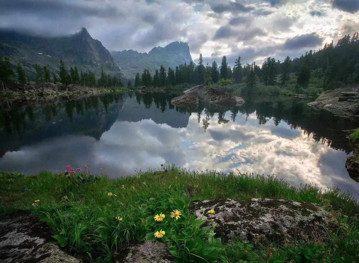 Природный парк Ергаки, Саяны.. Природный парк Ергаки Красноярский край. Озеро Ойское Ергаки. Озеро художников Ергаки. Красивое дикое место