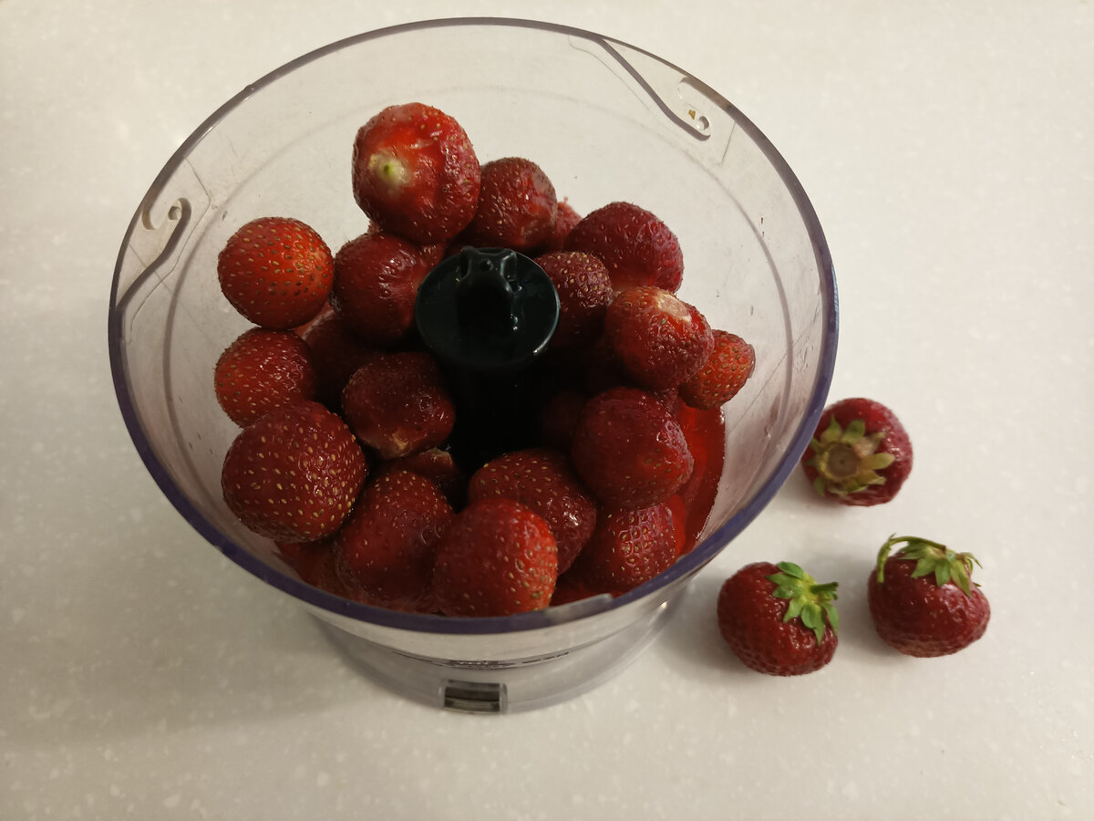 подготавливаем ягоды