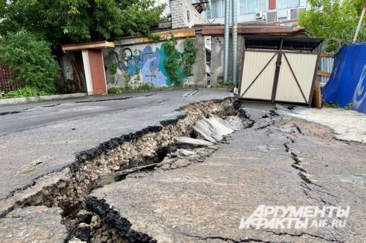    Прокуратура завершила проверку по «сползающему дому» в центре Перми