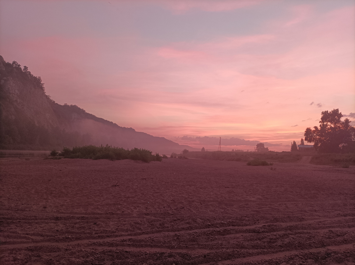 Берег реки Сим