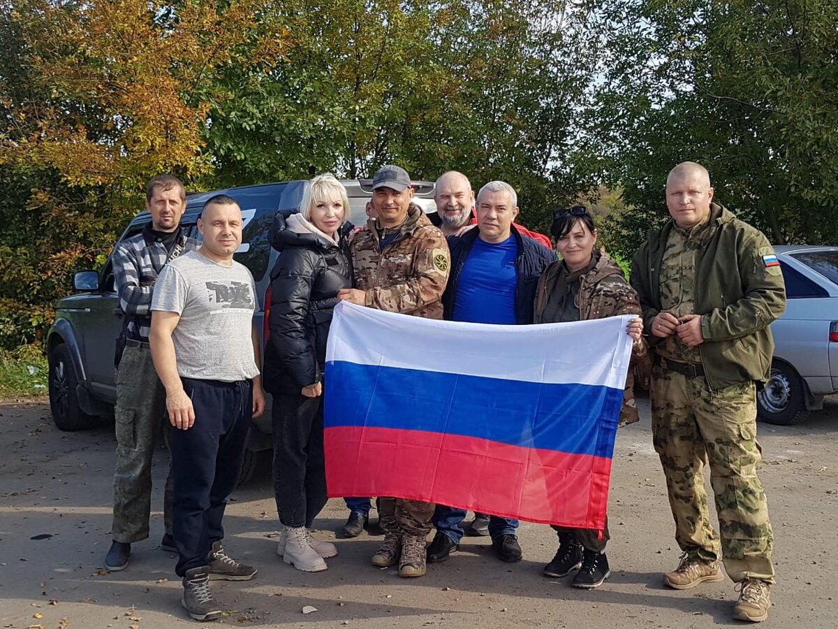 Это фото я еще не выкладывал. Тут немного другой состав команды. и бойцов