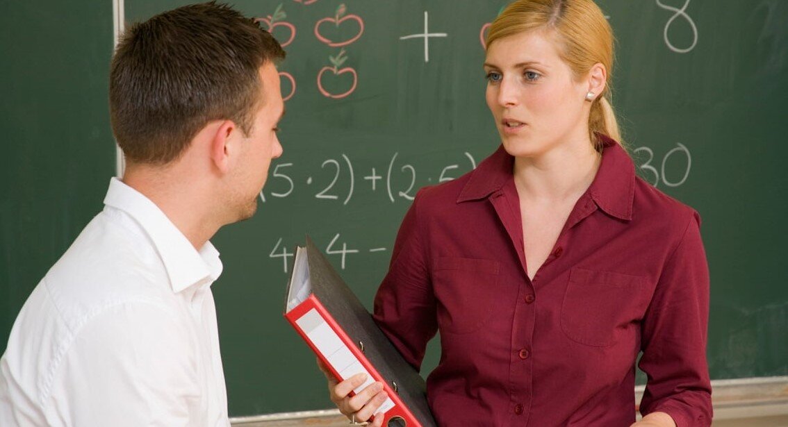 Вы слишком строги к сыну