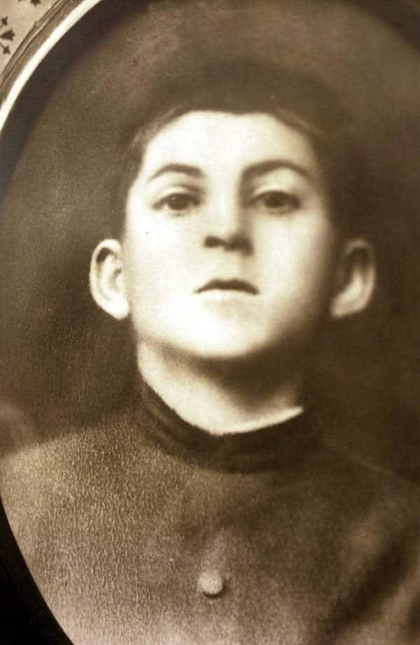 Иосиф Сталин в юности 