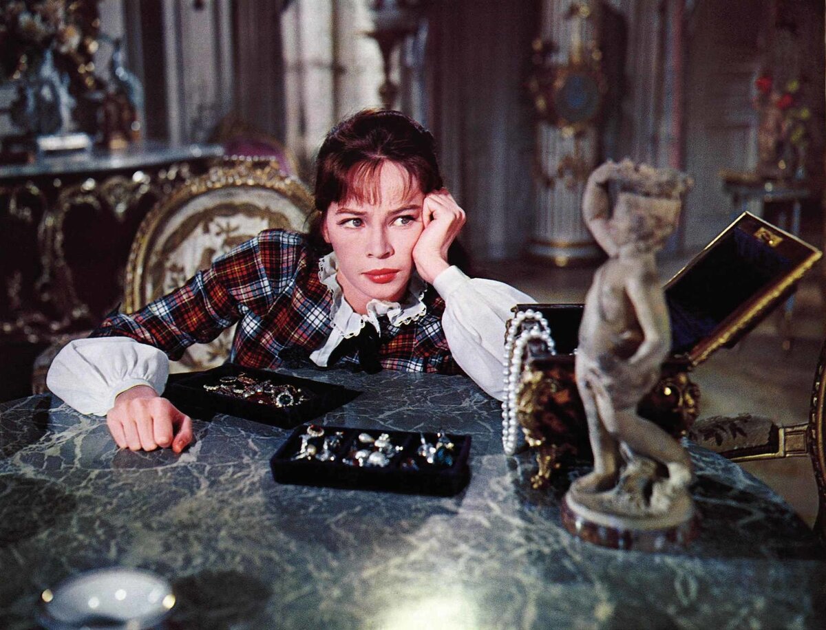 Жижи 1958. Жижи фильм 1958. Gigi 1958. Лесли Карон жижи. «Жижи»(«Gigi»,1958).
