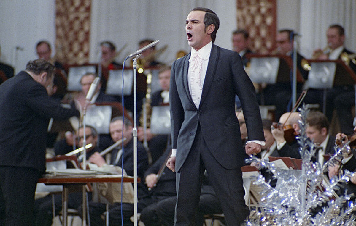 Муслим Магомаев