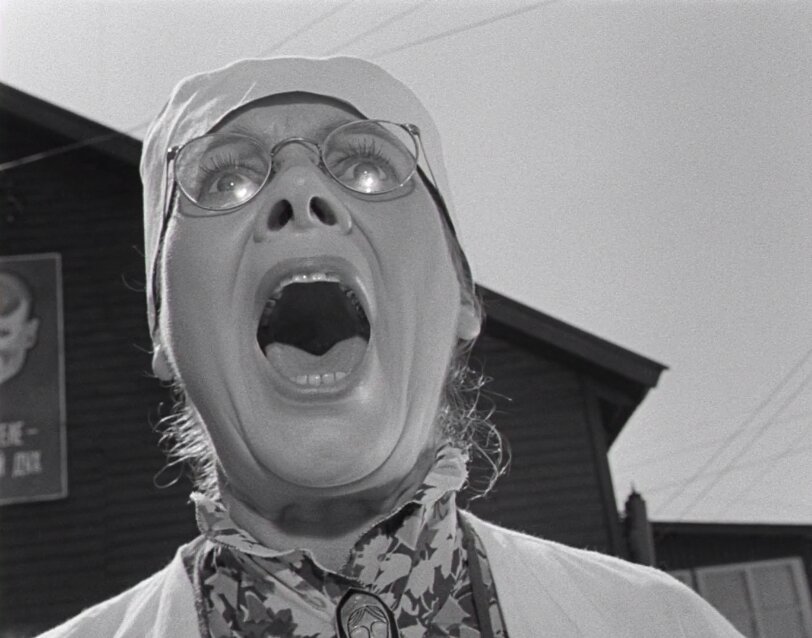  "— А там, может быть, коклюш!" докторша