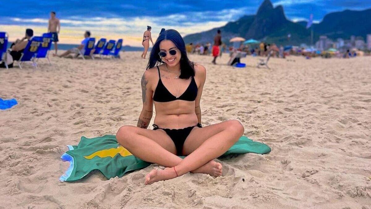    Камилла Мескита:instagram.com/camila_mesquitaa/