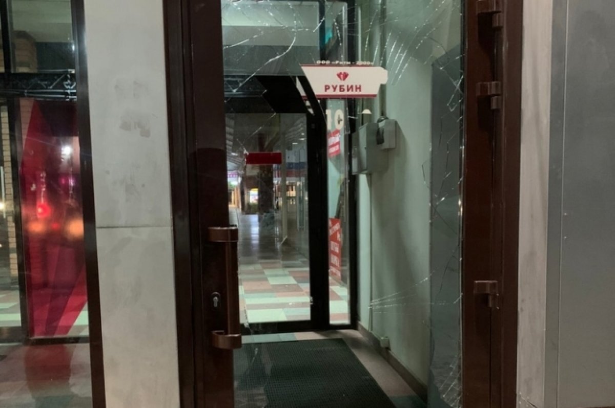 рубин тверь 1 января. рубин тверь 1 января. тц рубин 2 тверь. караван торговый центр чмз. торговый центр рубин тверь.