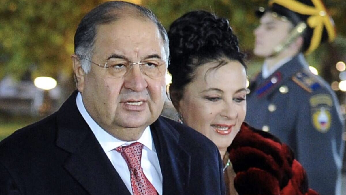 Винер Усманова смена гражданства