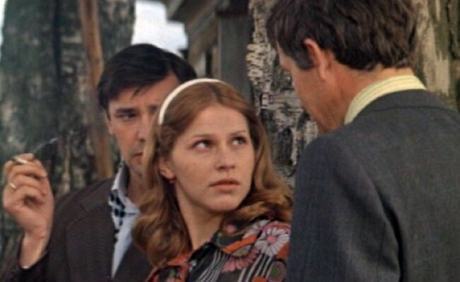 Кадр из фильма «Молодая жена» (1978). Скриншот.