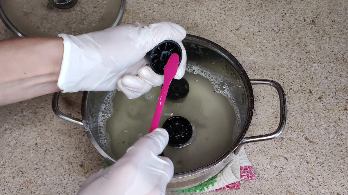 8 простых способов очистить переключатели плиты от жира