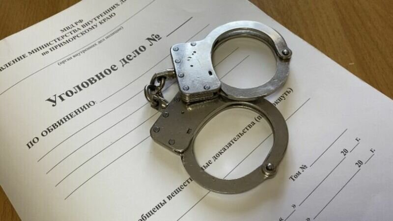     В Находке сотрудники полиции задержали мужчину, подозреваемого в совершении нескольких опасных преступлений. Помогли им в этом жители города.