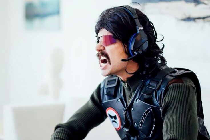 Гай «DrDisRespect» Бэм, 39 лет.