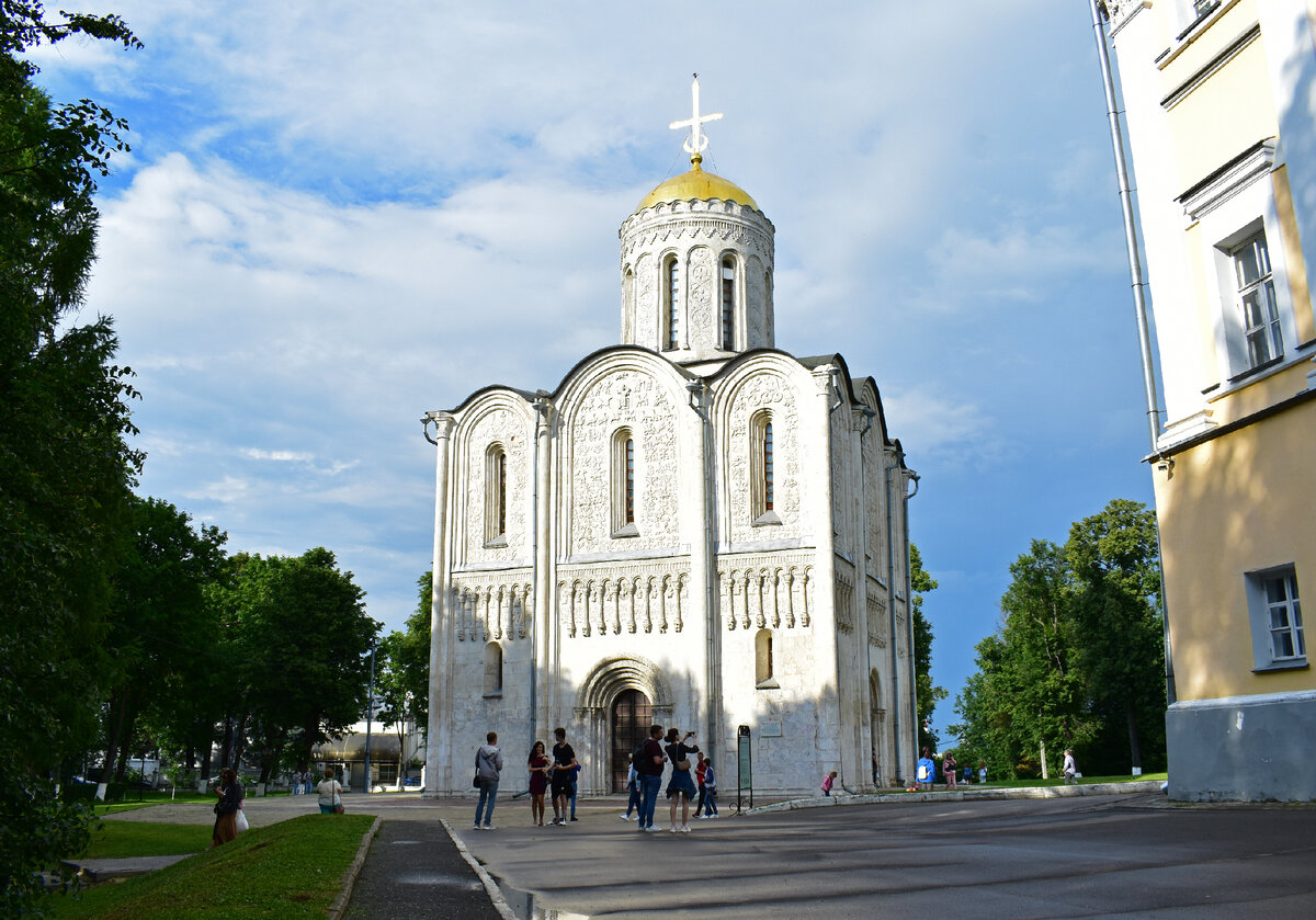 Храм с интересной историей