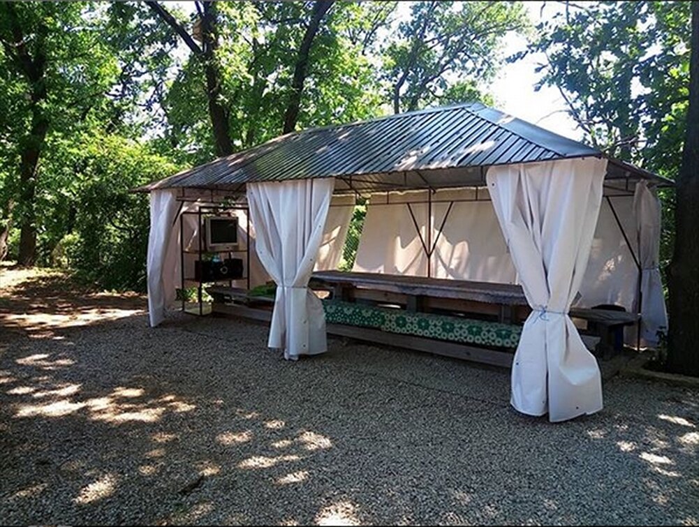 Аренда беседки для дня рождения. Аренда беседки для дня рождения. Бухта радости беседки. Аренда беседок. Аренда беседки для дня рождения.