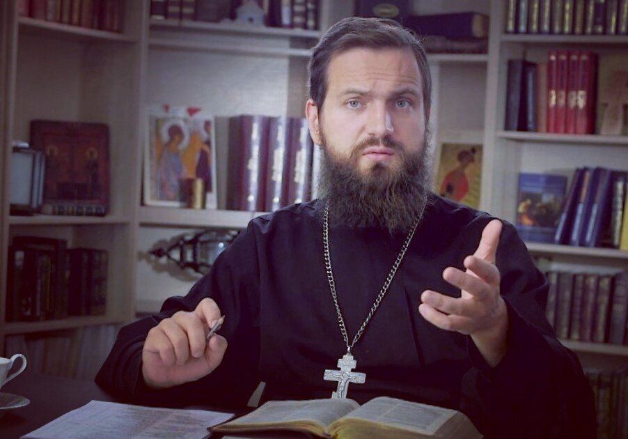 стахий колотвин храм. архиепископ всеволод чаплин фото в круглой рамке. объяснить священник. дзэнский священник. объяснить священник.