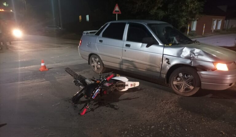    В Бузулуке подросток на питбайке врезался в легковушку и попал в больницу Кристина Просвиркина