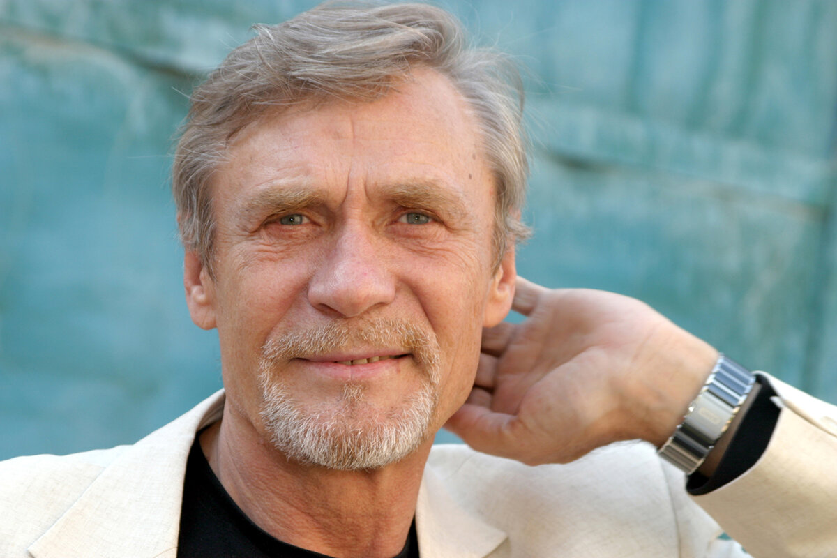 Александр Михайлов.Фото Яндекс.Картинки