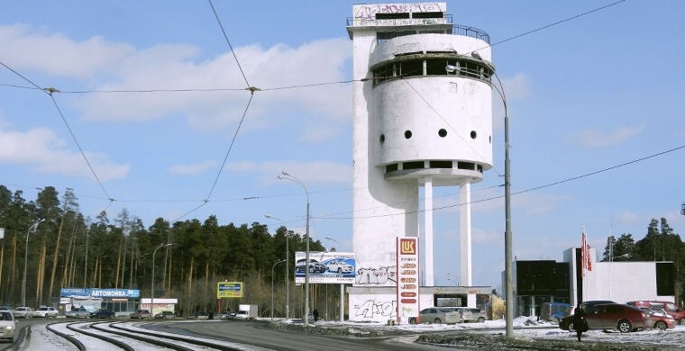 Белая башня в Екатеринбурге