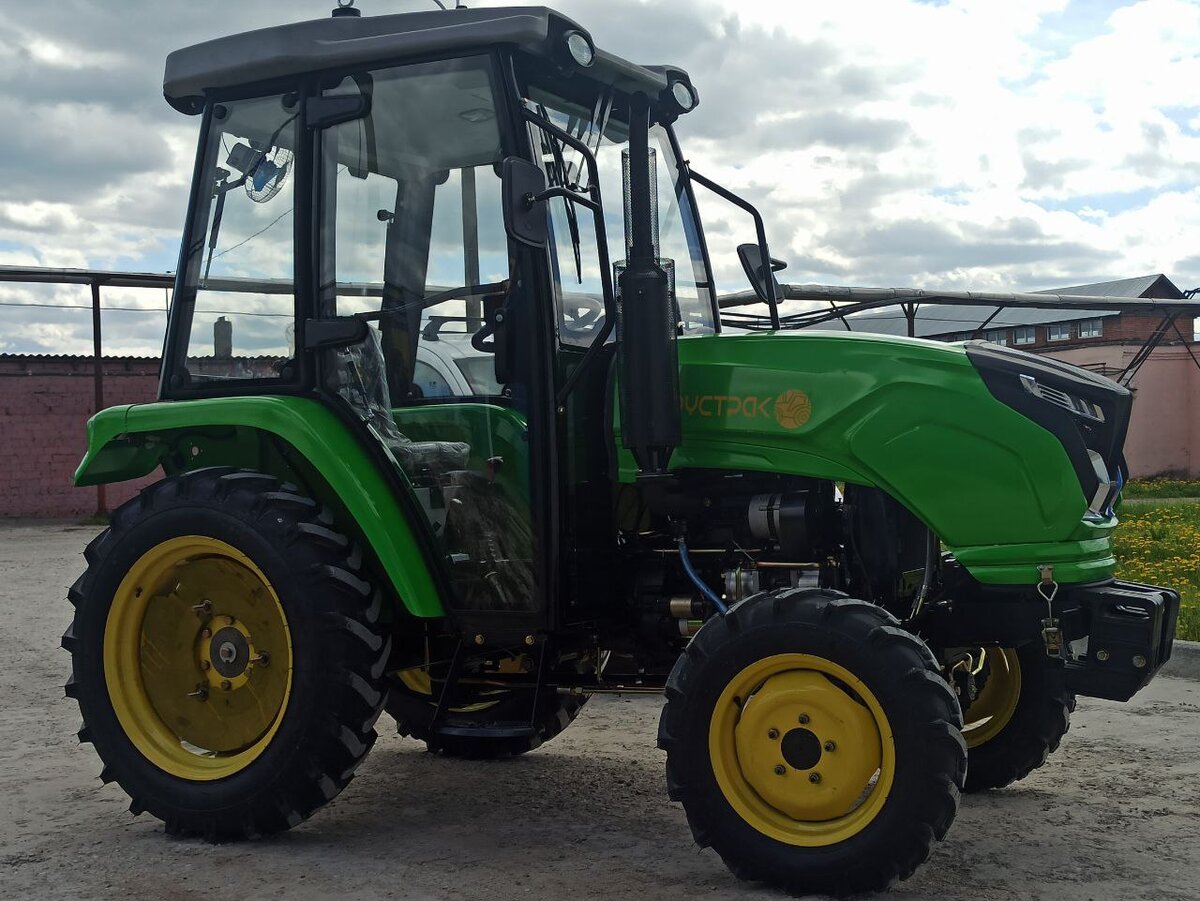 Обзор на минитрактор Рустрак Р-244С с кабиной