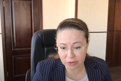    Министр инвестиций, промышленности и науки Московской области Екатерина Зиновьева на совещании Губернатора Московской области Андрея Воробьева с руководящим составом правительства Московской области и главами городских округов ©Скриншот