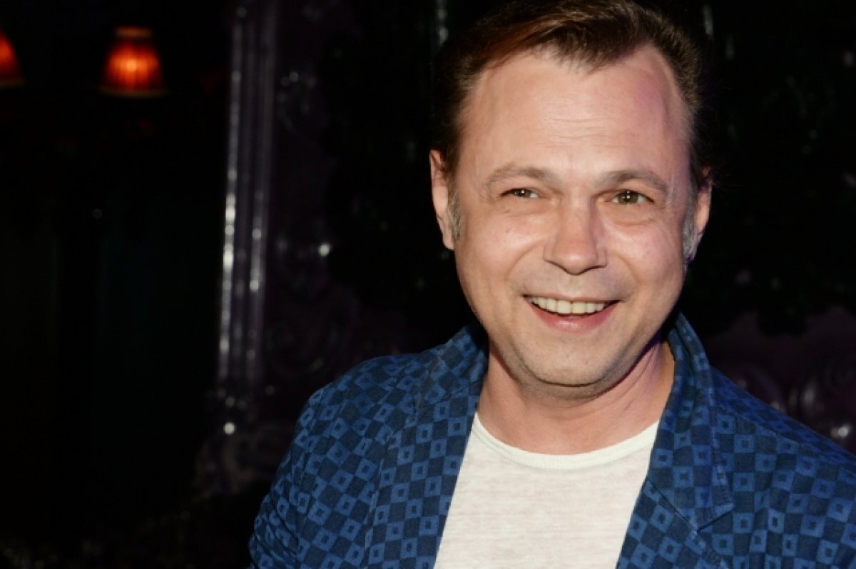    Владимир Левкин.