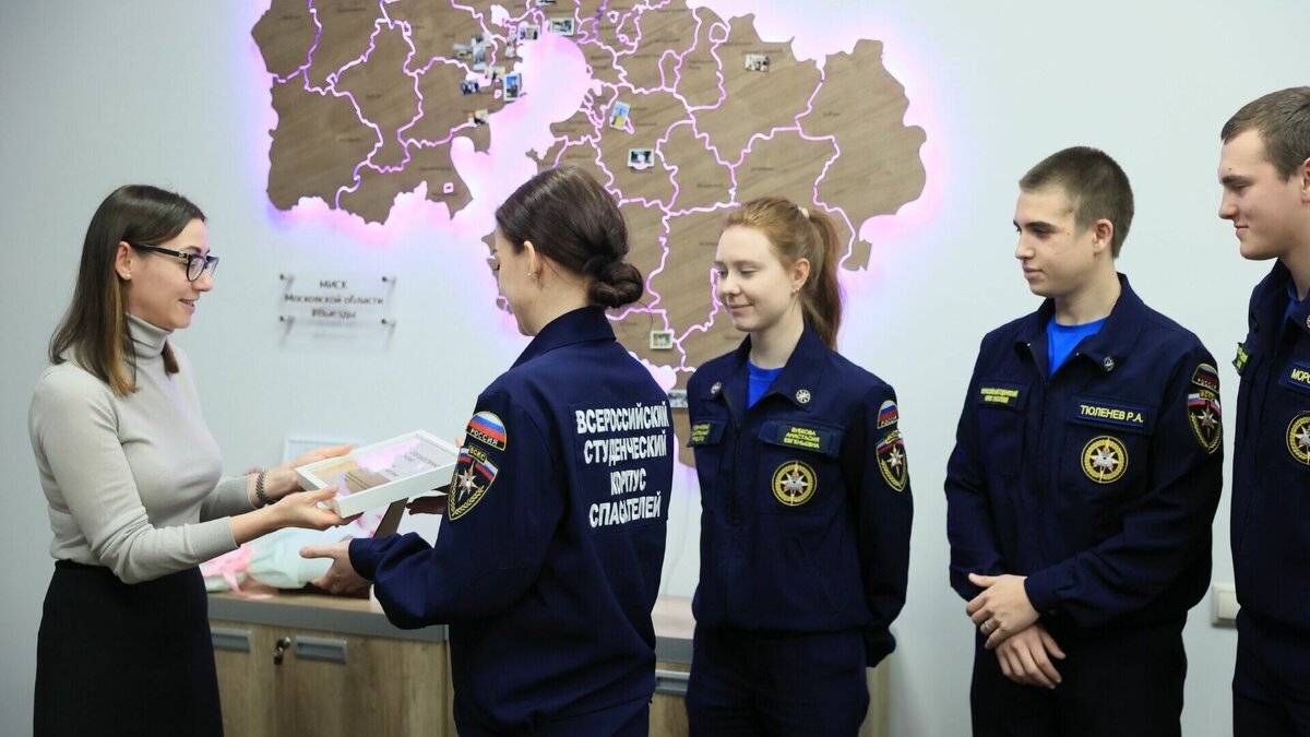     В Московской области волонтеры начали активную деятельность в 2020 году, в период коронавирусной пандемии. На данный момент движение «Волонтеры Подмосковья» насчитывает свыше 27 тысяч участников.