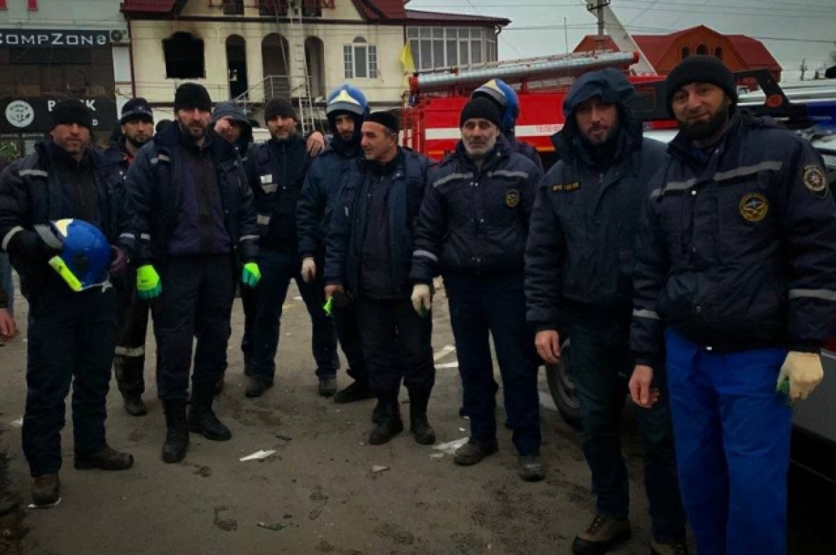    Двух человек нашли под завалами после взрыва в торговом доме Назрани