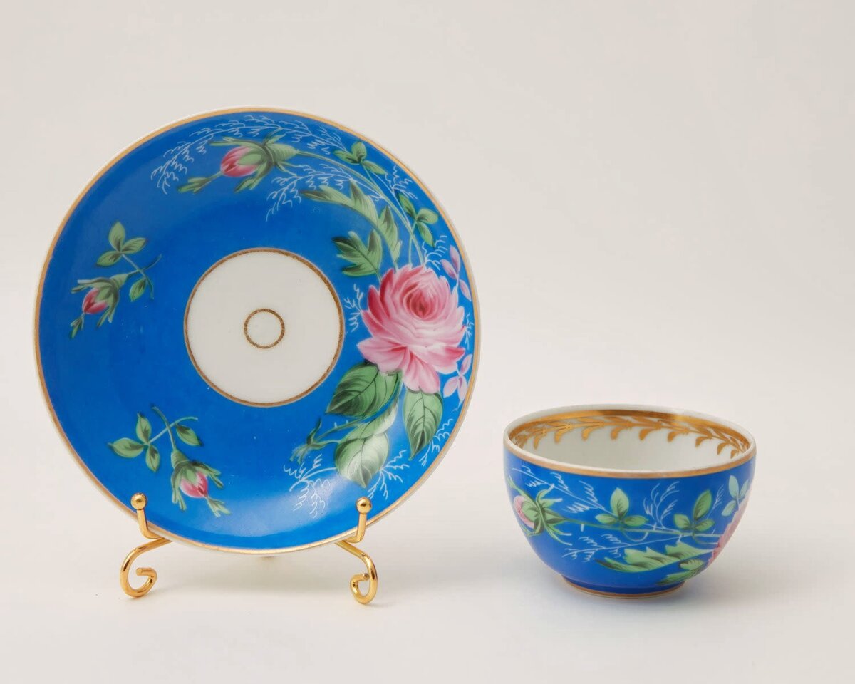 Чайнач пара 1840-60 гг. Объём чашки 105 мл. Деколь с подрисовкой. https://ru.bidspirit.com/