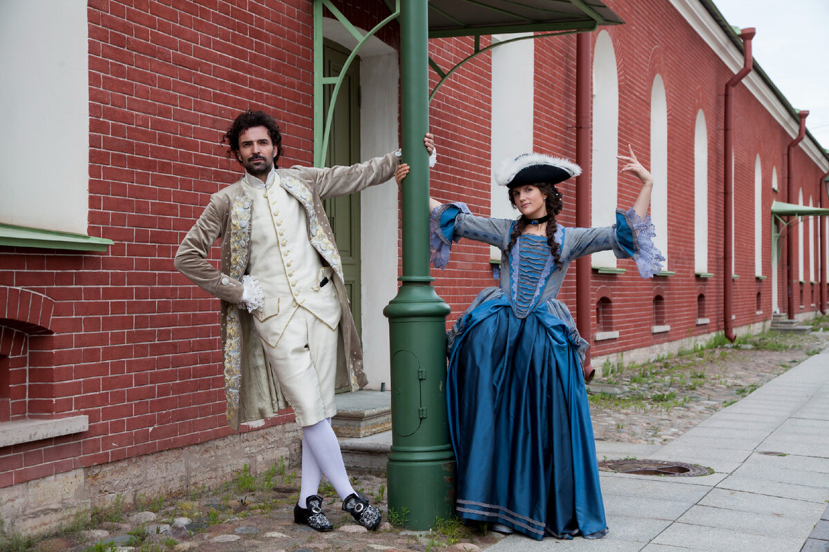 Иван Босильчич в роли Казановы и Марьяна Спивак в роли Екатерины II на съемочной площадке сериала